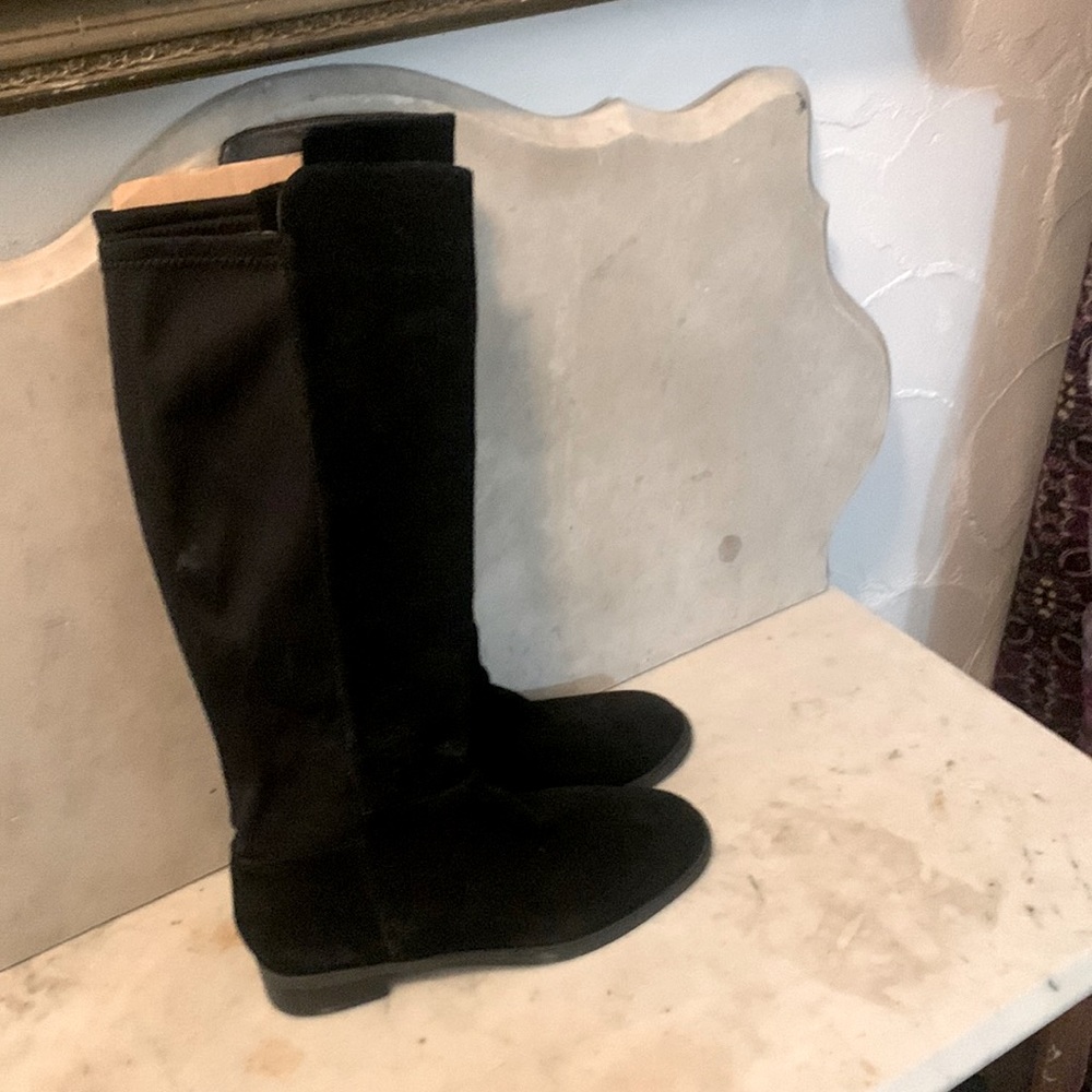 Blondo suede knee high boots! Worn twice, lost weight and they must go…